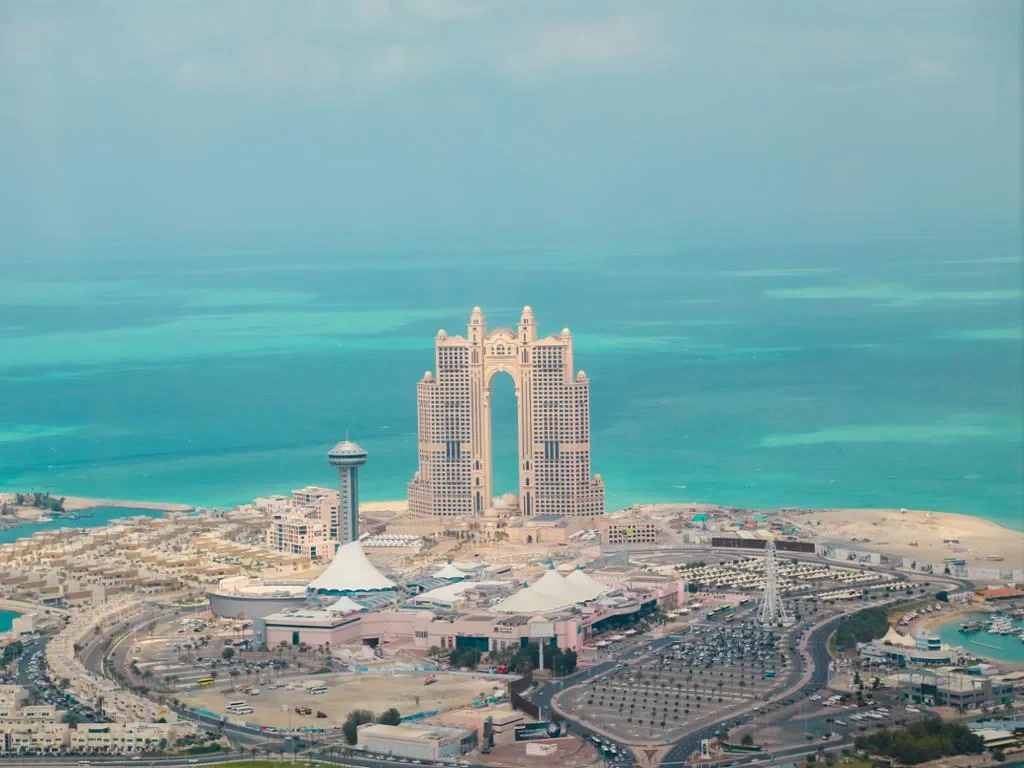 Abu Dhabi Full-Day Tour with Sheikh Zayed Mosque, Qasr Al Watan and Etihad Towers Observation Deck - Photo 3