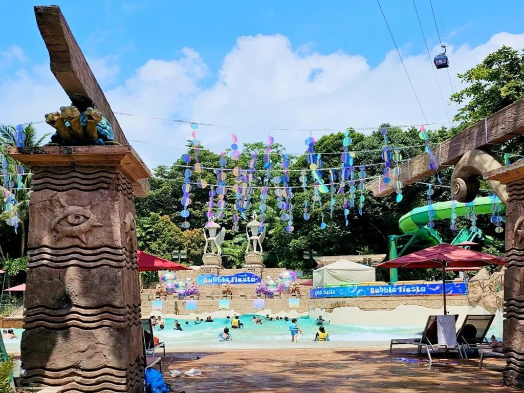 Adventure Cove Waterpark – Ticket - Photo 5