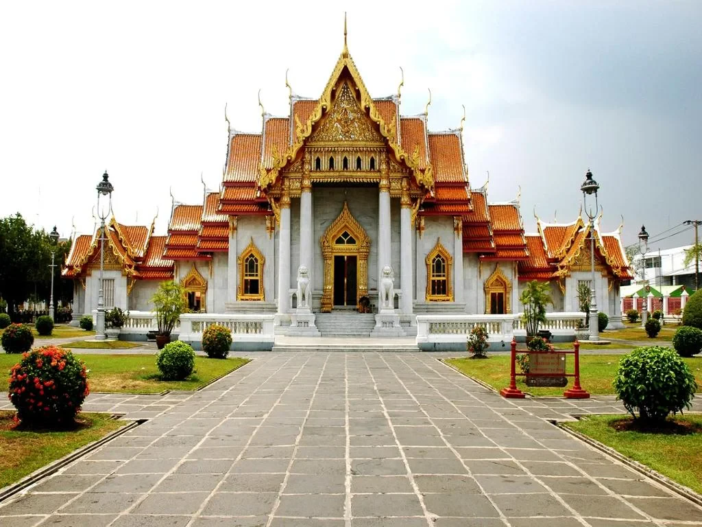 Best of Bangkok: Temples and Long-tail Boat Trip