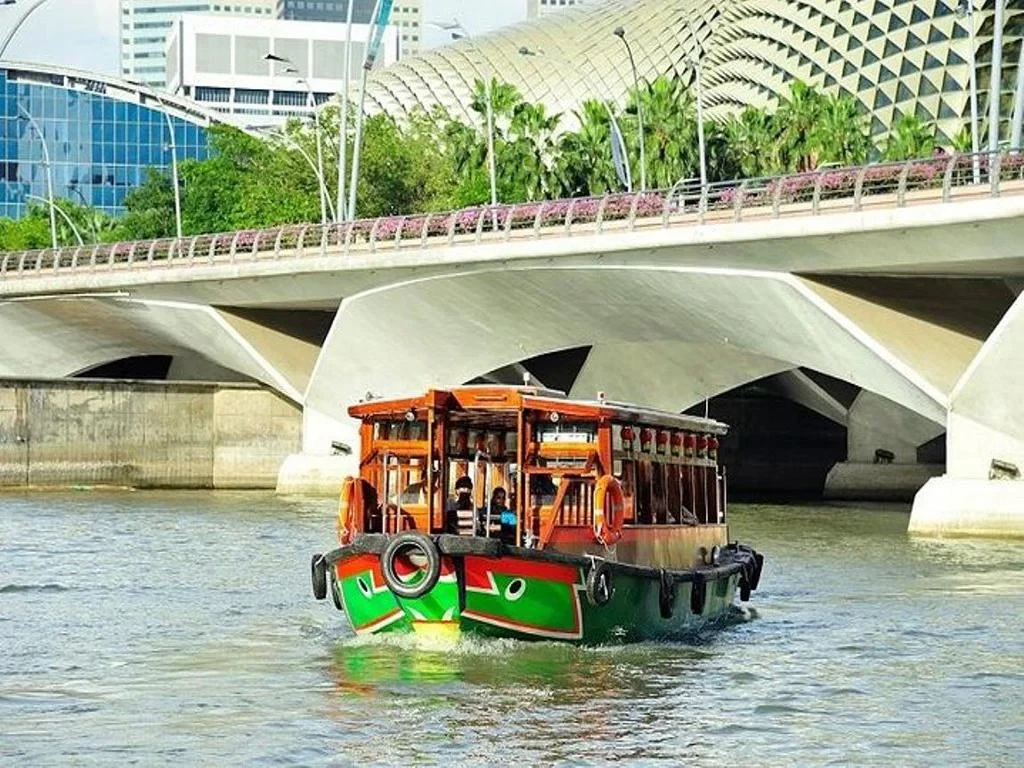 Captain Explorer DUKW Tour - Photo 3