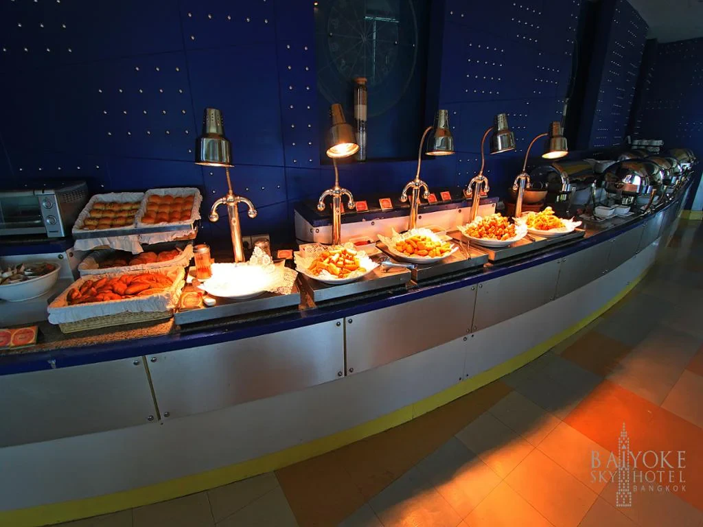 Dine at Baiyoke Sky - Photo 4