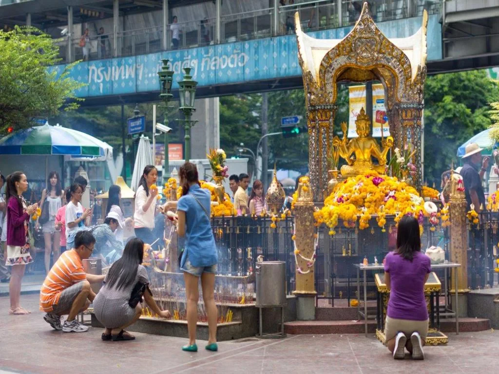 Discover Bangkok and Surrounding Provinces  - Full-Day Private Car Hire with Chauffeur - Photo 10