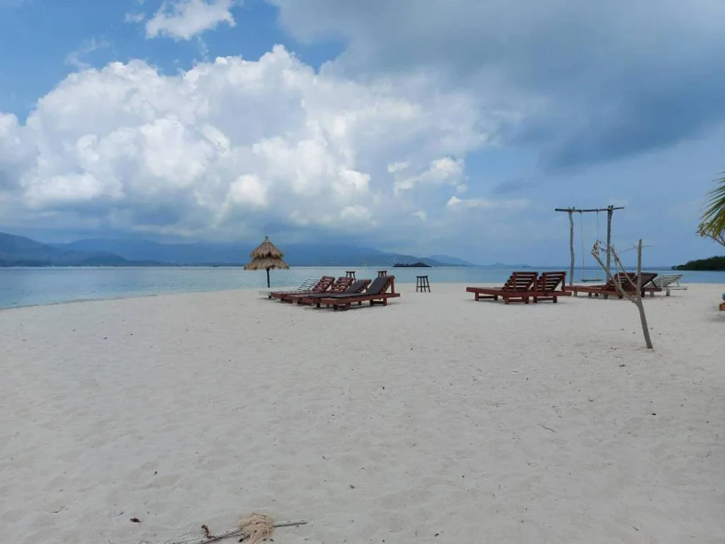  Discover Koh Tan and Koh Madsum Islands – Half-Day Tour - Photo 2