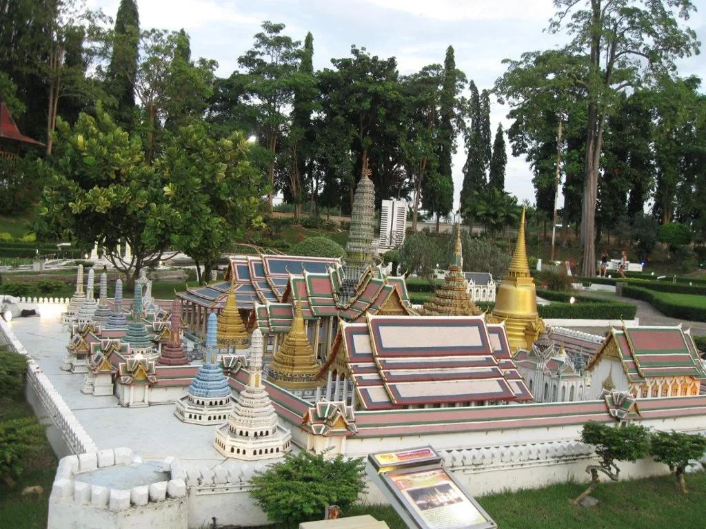 Discover Pattaya - Full-Day Private Car Hire with Chauffeur - Photo 11