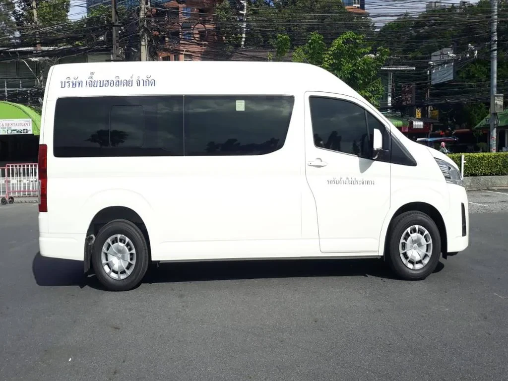 Discover Pattaya - Private Care Hire with Chauffeur - Photo 5