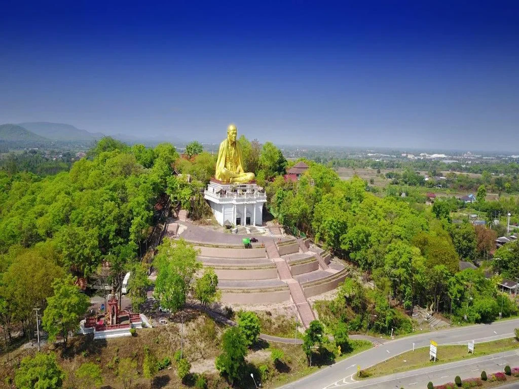 Doi Suthep and Wat Pha Lat at Sunrise – Half Day Tour - Photo 5