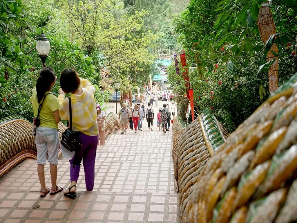Doi Suthep Temple and City Temples with Lunch - Photo 6