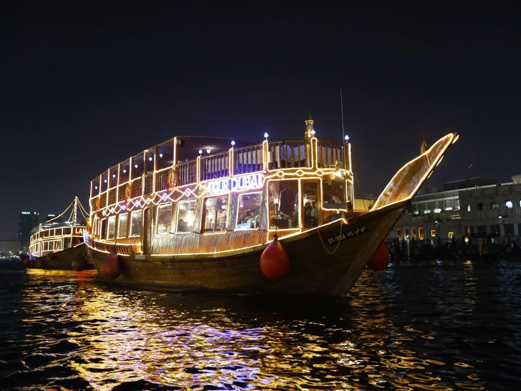 Dubai Creek Royal Dinner Cruise - with Transfers - Photo 4