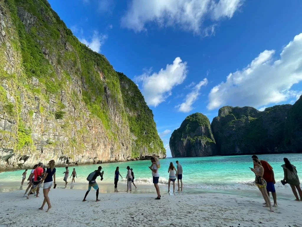 Enjoy - Phi Phi Early Bird Day Trip and 4 Islands Tour by Speedboat - Photo 3