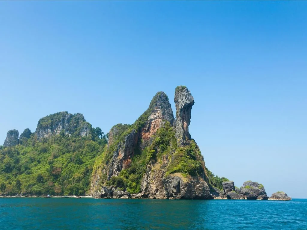 Enjoy - Phi Phi Early Bird Day Trip and 4 Islands Tour by Speedboat - Photo 7
