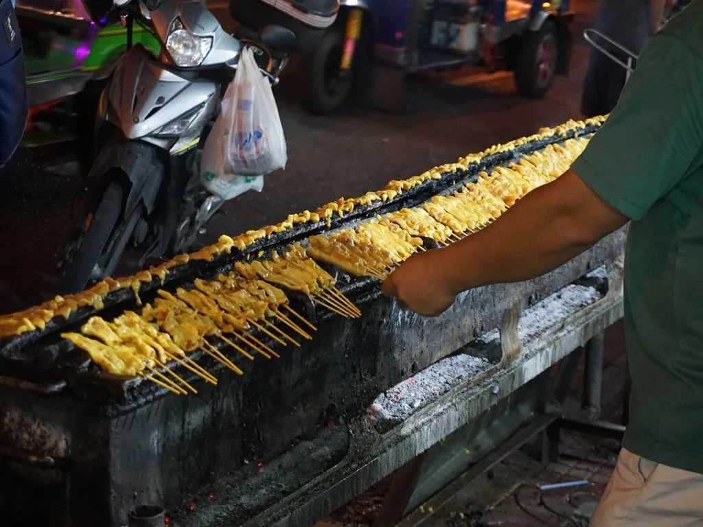 Evening Food and Tuk Tuk Adventure - Photo 2
