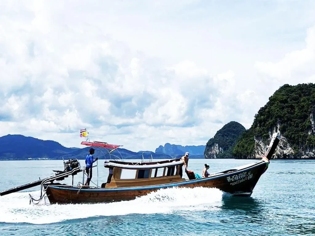 Explore Hong Island - Full-Day Tour
