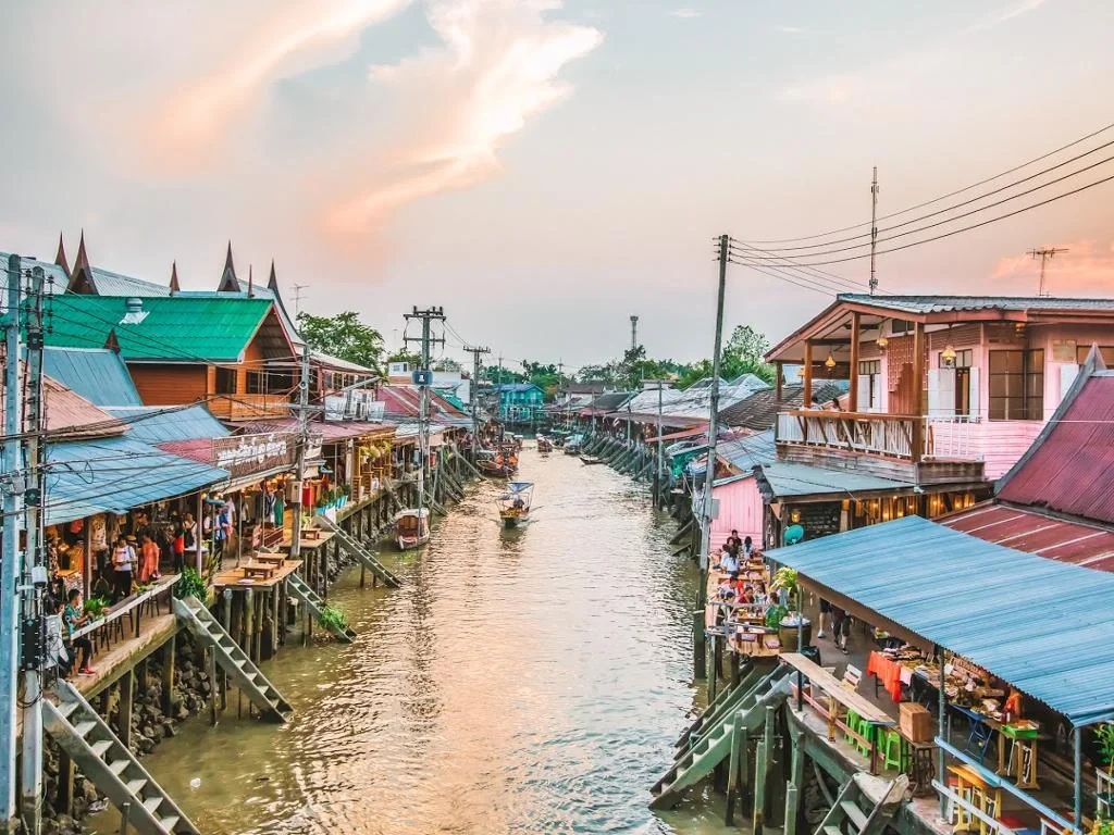 Explore the Amphawa Floating and Maeklong Railway Train Market - Full-Day Tour - Photo 2