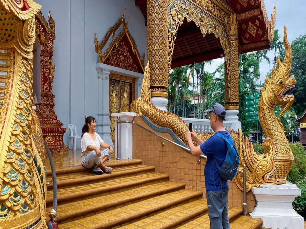 Explore the Wat Phra Singh and Wat Chedi Luang temples - Half-Day Tour - Photo 6