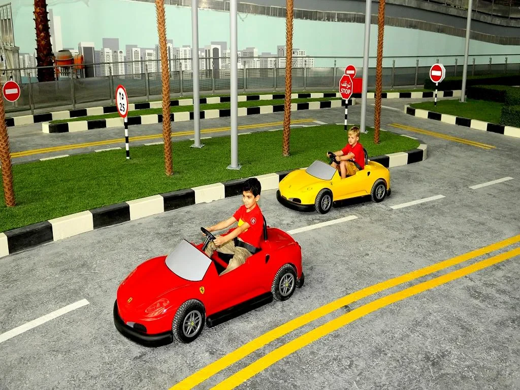 Ferrari World - Ticket with Transfers - Photo 4