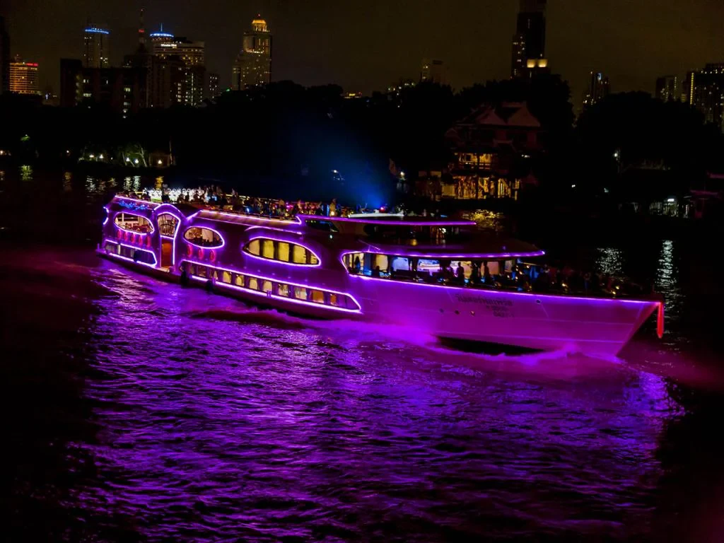 Grand Pearl Dinner Cruise over Chaohraya River - Photo 2