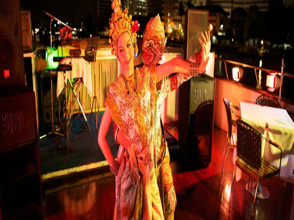 Grand Pearl Dinner Cruise over Chaohraya River - Photo 4