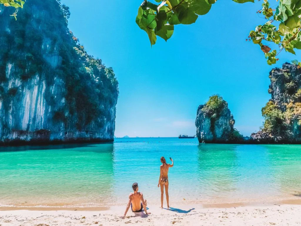 Koh Hong Island Hopping Tour: Daeng, Rai, Pakbia & More – Full Day - Photo 2
