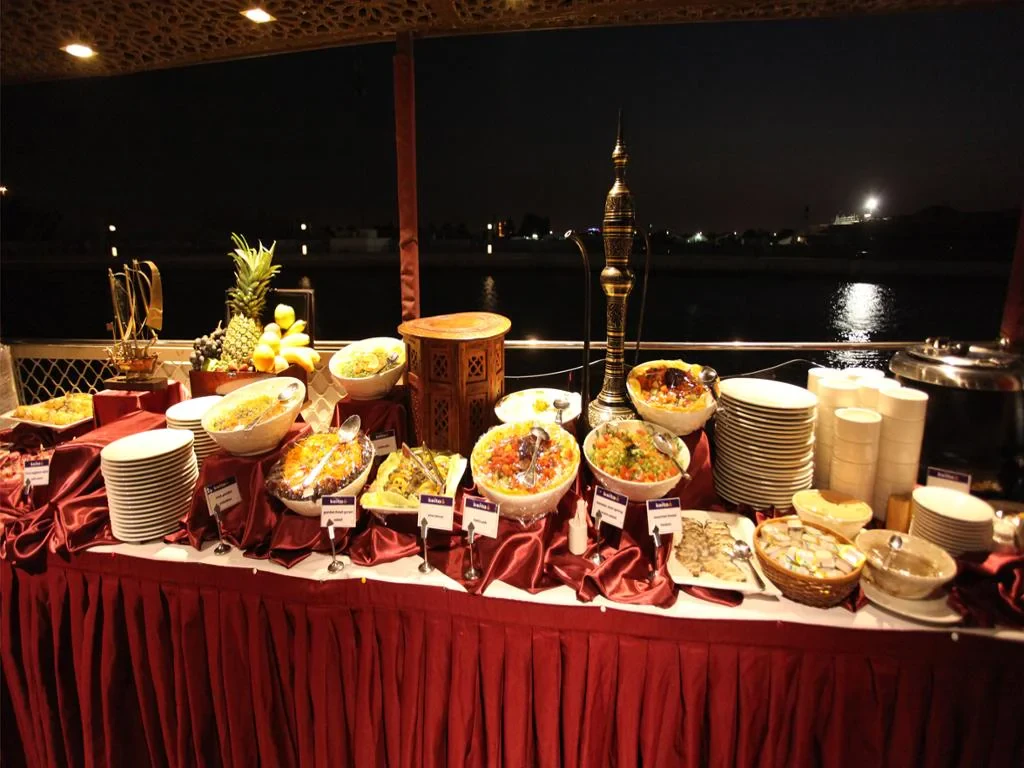 Luxury Canal Dinner Dhow Cruise - Photo 3