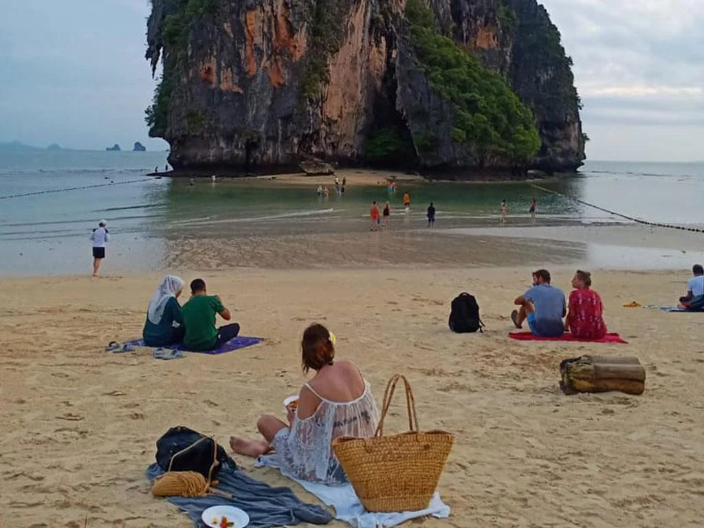 Phi Phi Island Tour Early Bird - Photo 11
