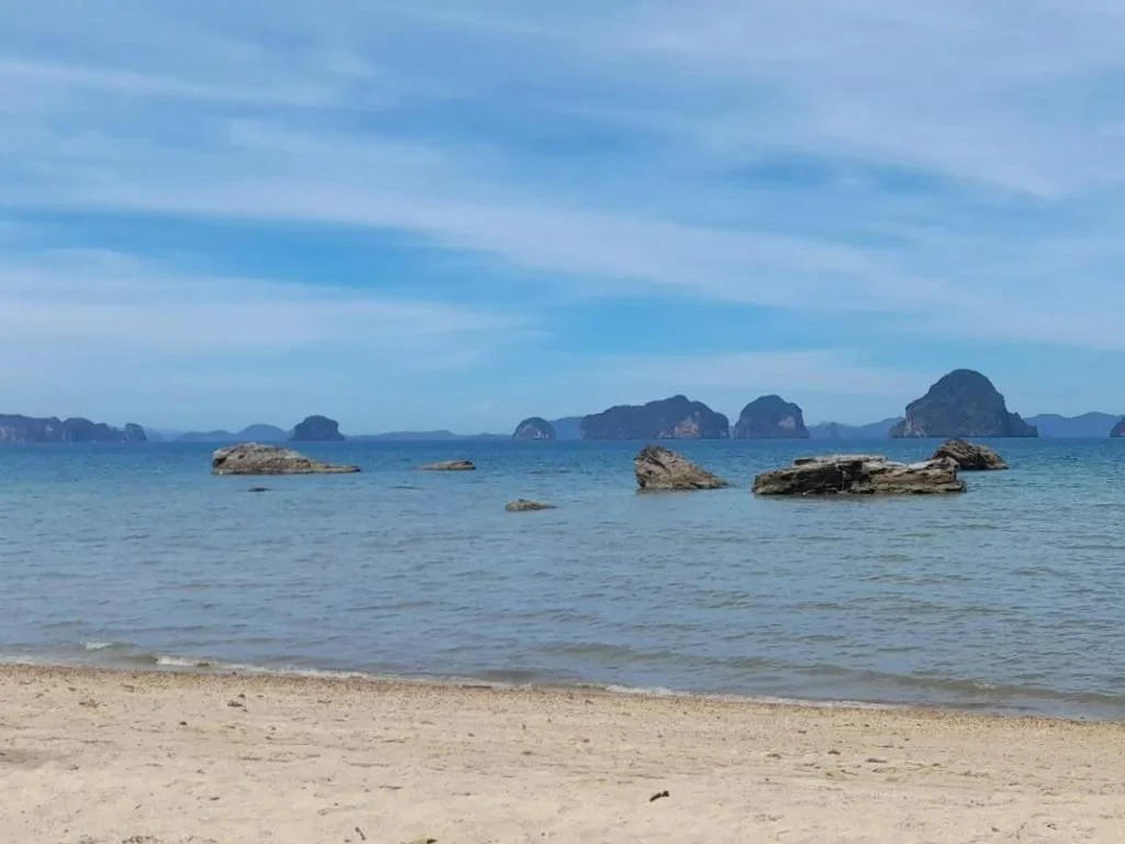 Romantic Krabi: Wat Suwankuha, Waterfall Park, Tiger Cave and Aonang Beach - Full-Day Tour - Photo 3