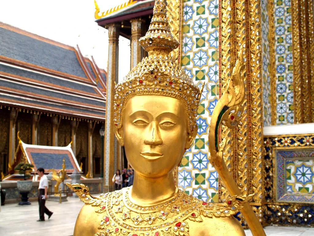 Royal Grand Palace - Photo 4