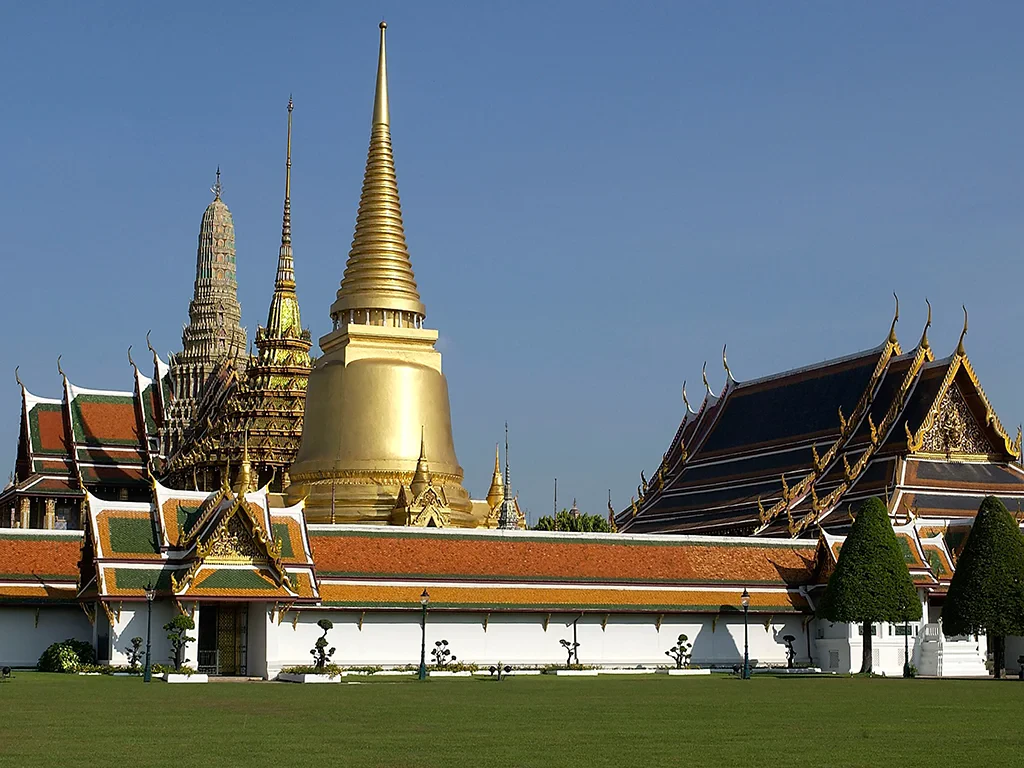 Royal Grand Palace And Bangkok Canals with Transfer - Half-Day Tour