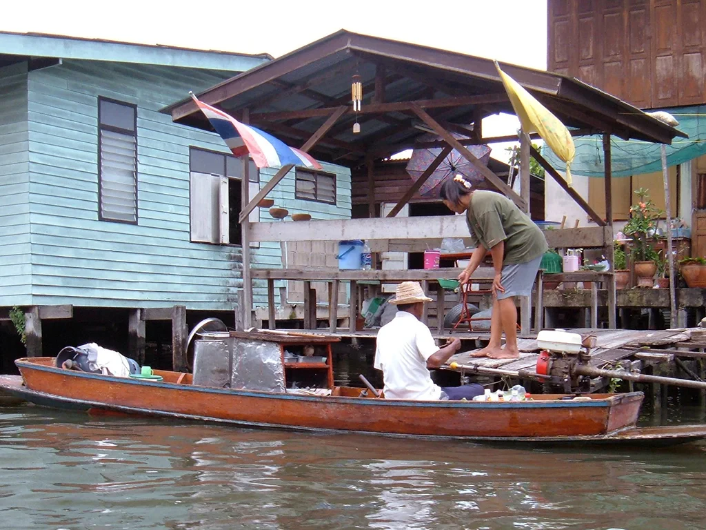 Royal Grand Palace And Bangkok Canals with Transfer - Half-Day Tour - Photo 4