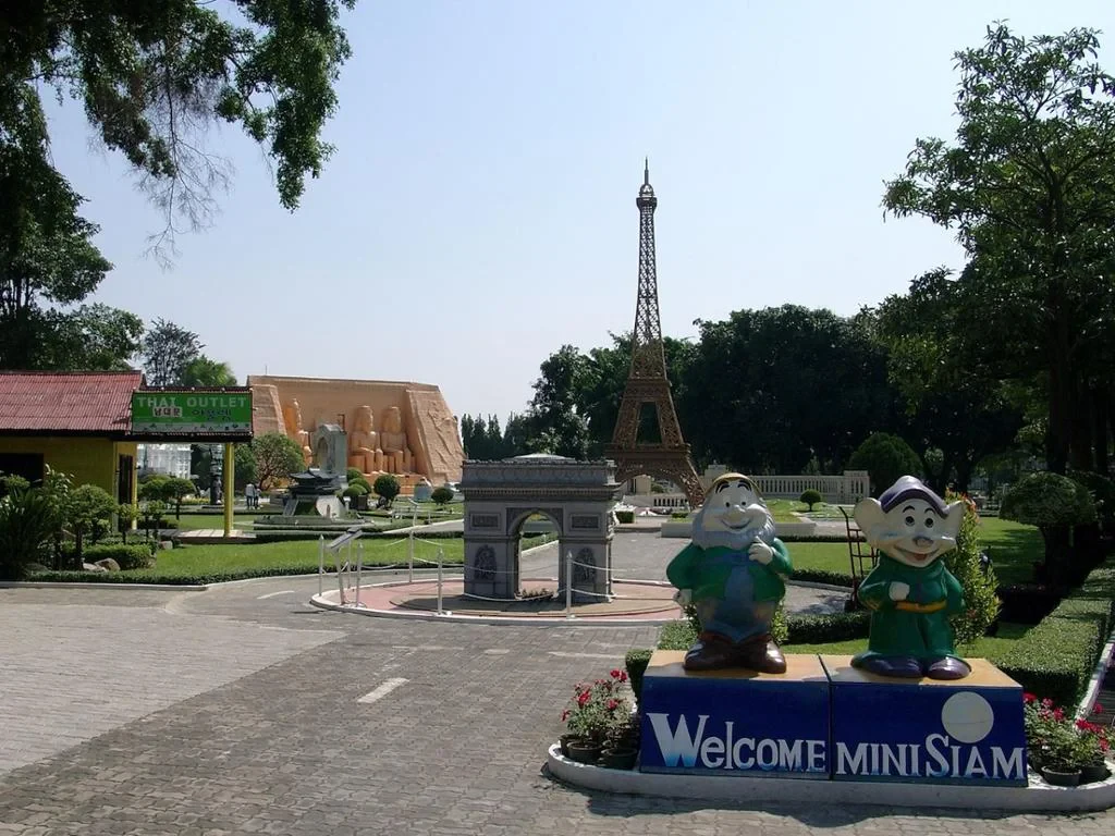Visit Minisiam - Half-Day Tour  - Photo 2