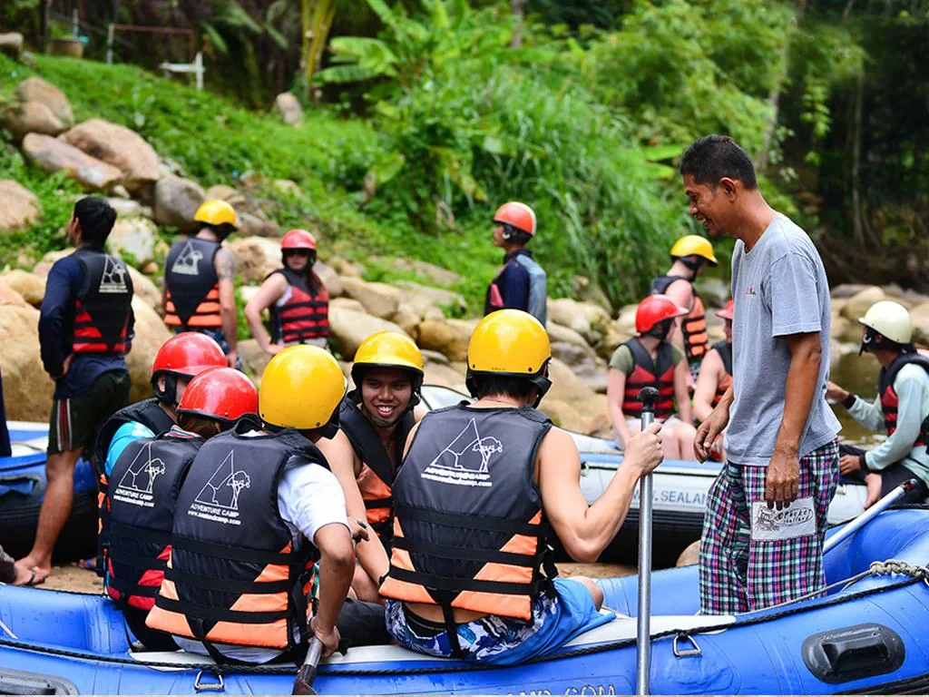 Visit Phi Phi Island by Ferry and  White Water Rafting - 2 Days Tour  - Photo 3