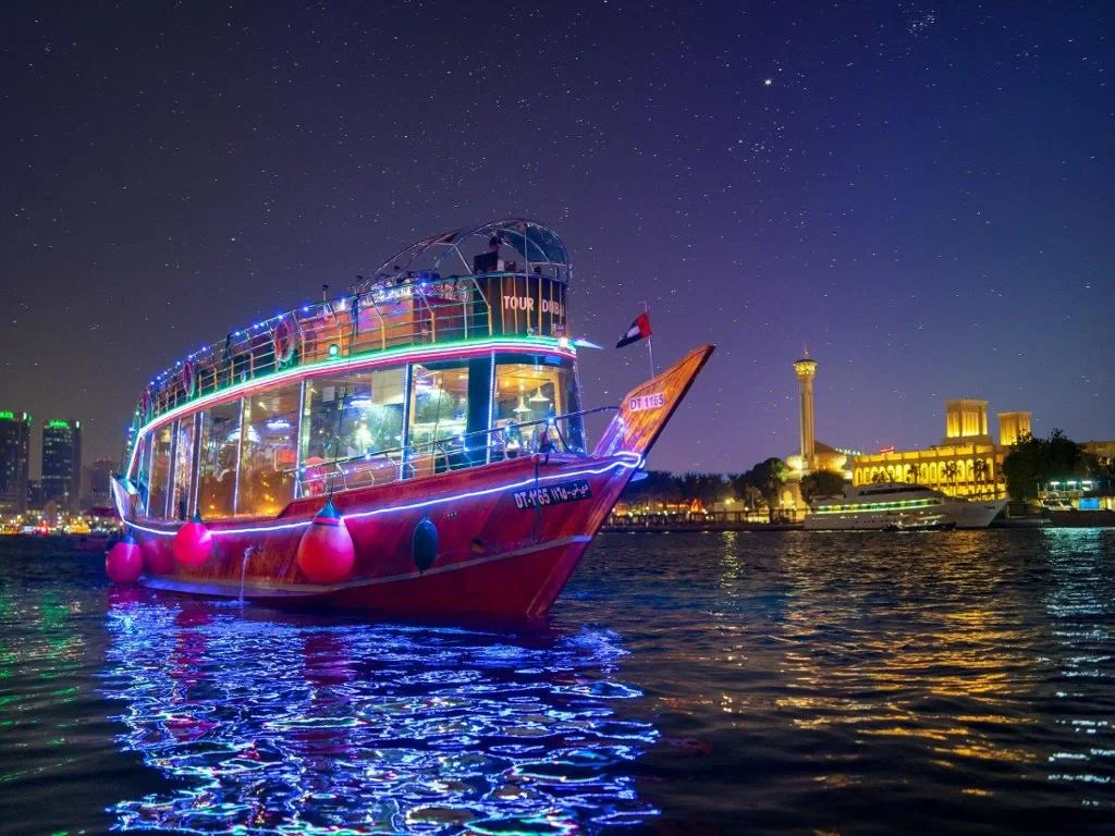Yas Island Royal Dinner Cruise - Photo 4