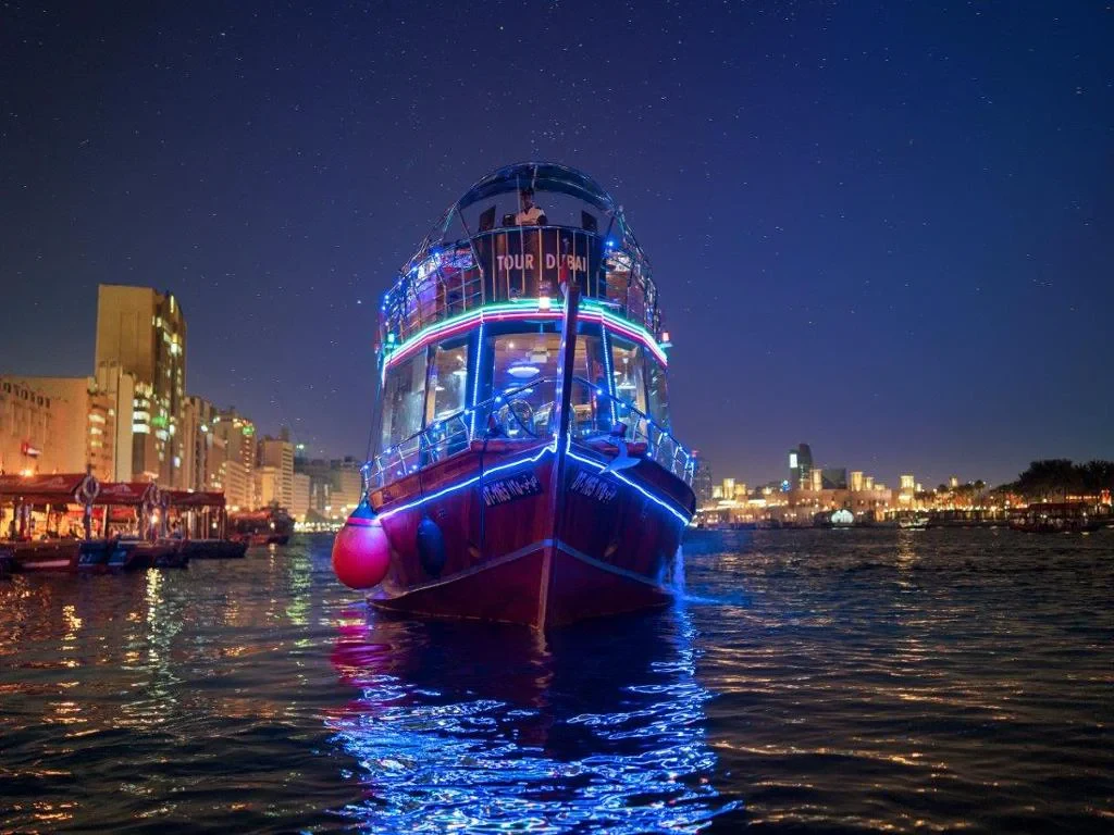 Yas Island Royal Dinner Cruise - Photo 5