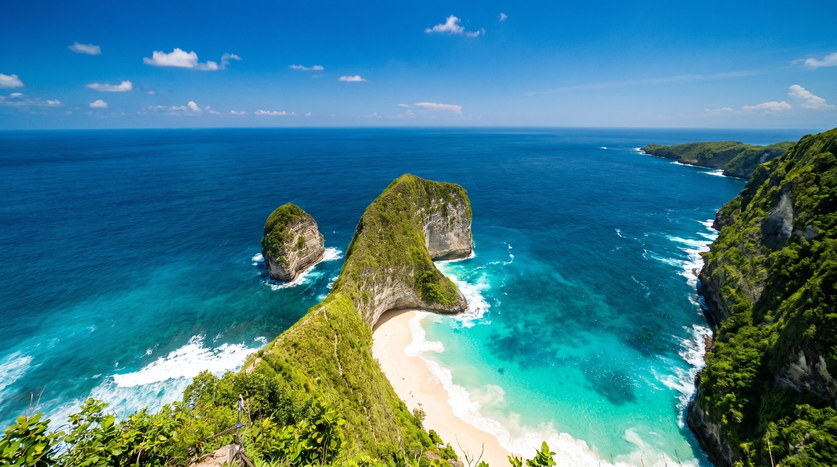 Kelingking Beach viewpoint on Nusa Penida, the standout day trip on a Bali itinerary