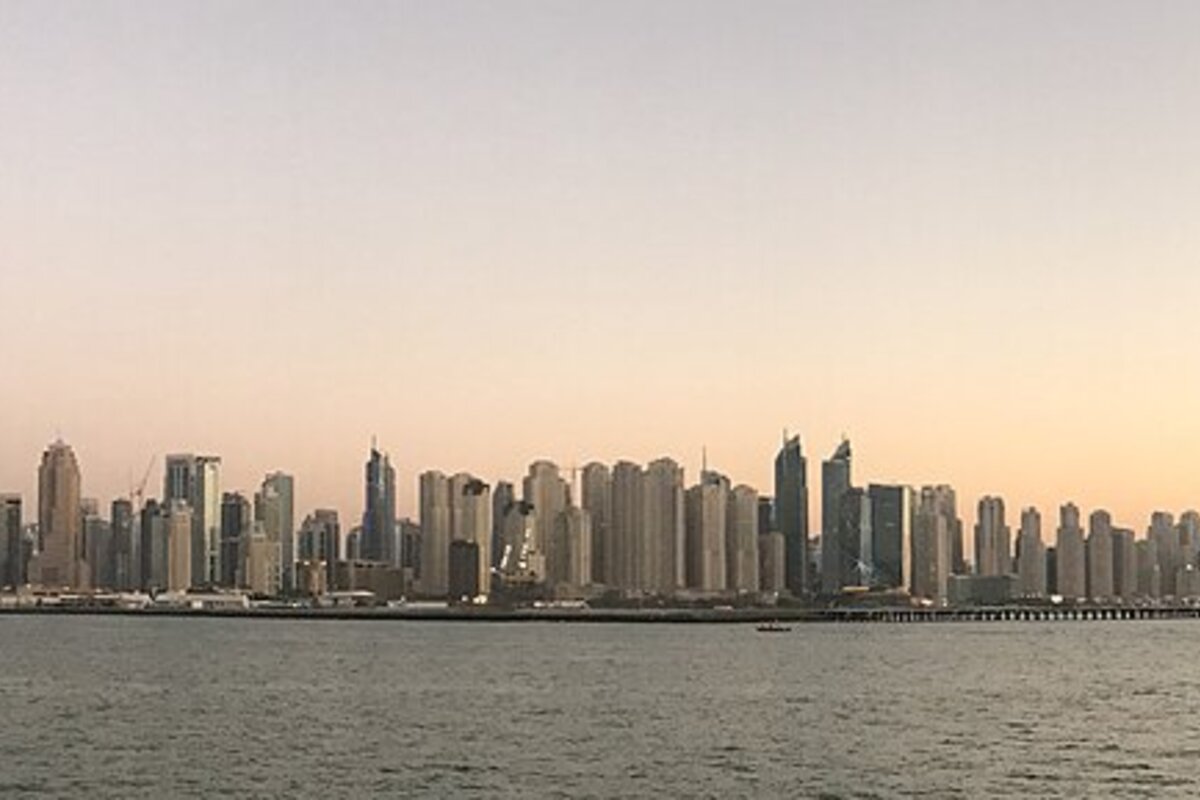 dubai photo rules