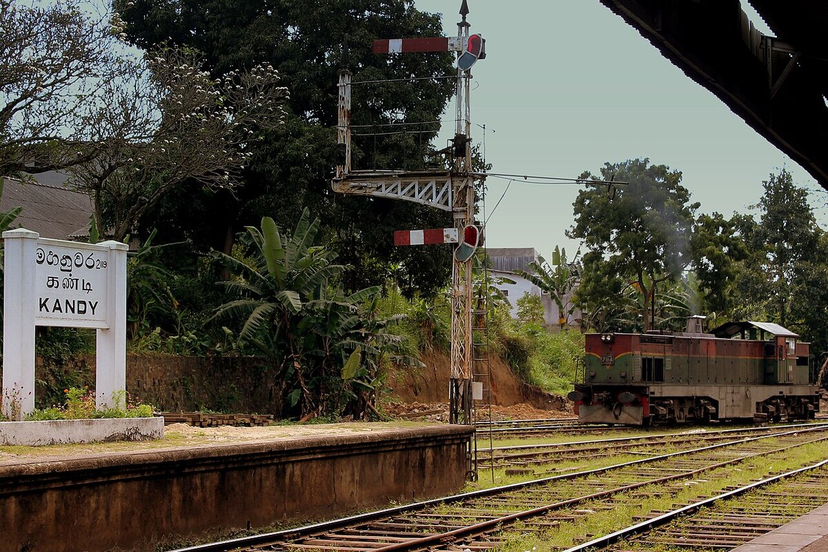 Sri Lanka Train Journey from Kandy to Ella