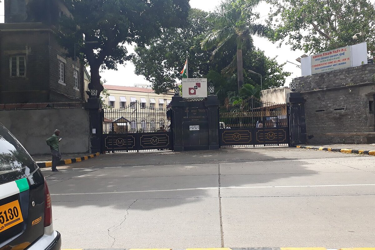 Reserve Bank of India Mumbai building — RBI forex limit