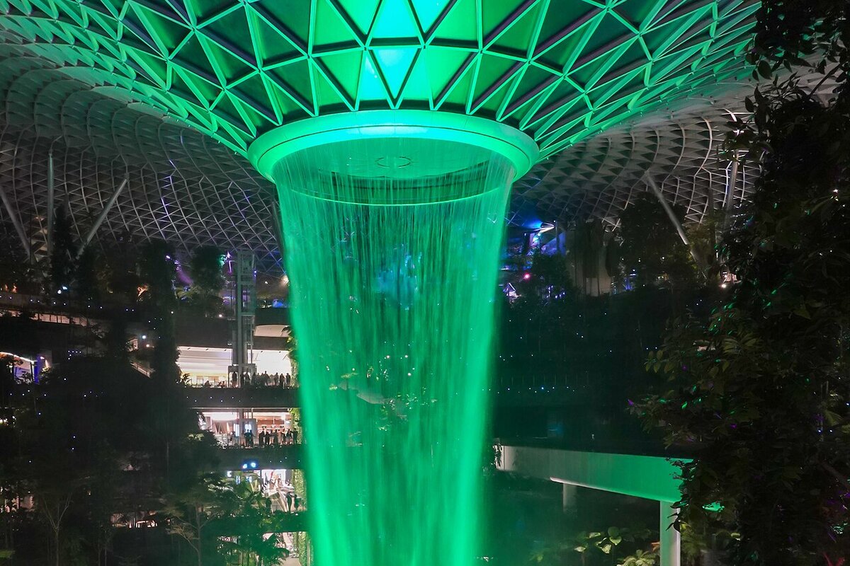 Changi Airport Jewel Rain Vortex Singapore — Singapore vape ban
