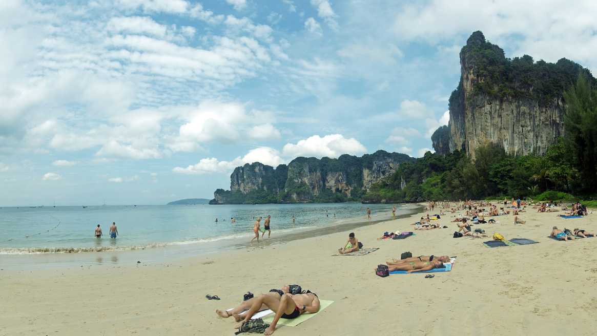 Phuket Krabi Tour Package - 5 Nights 6 Days with Phi Phi & Four Islands 5