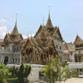 Discover Grand Palace, Wat Pho, Wat Arun - Walking Tour