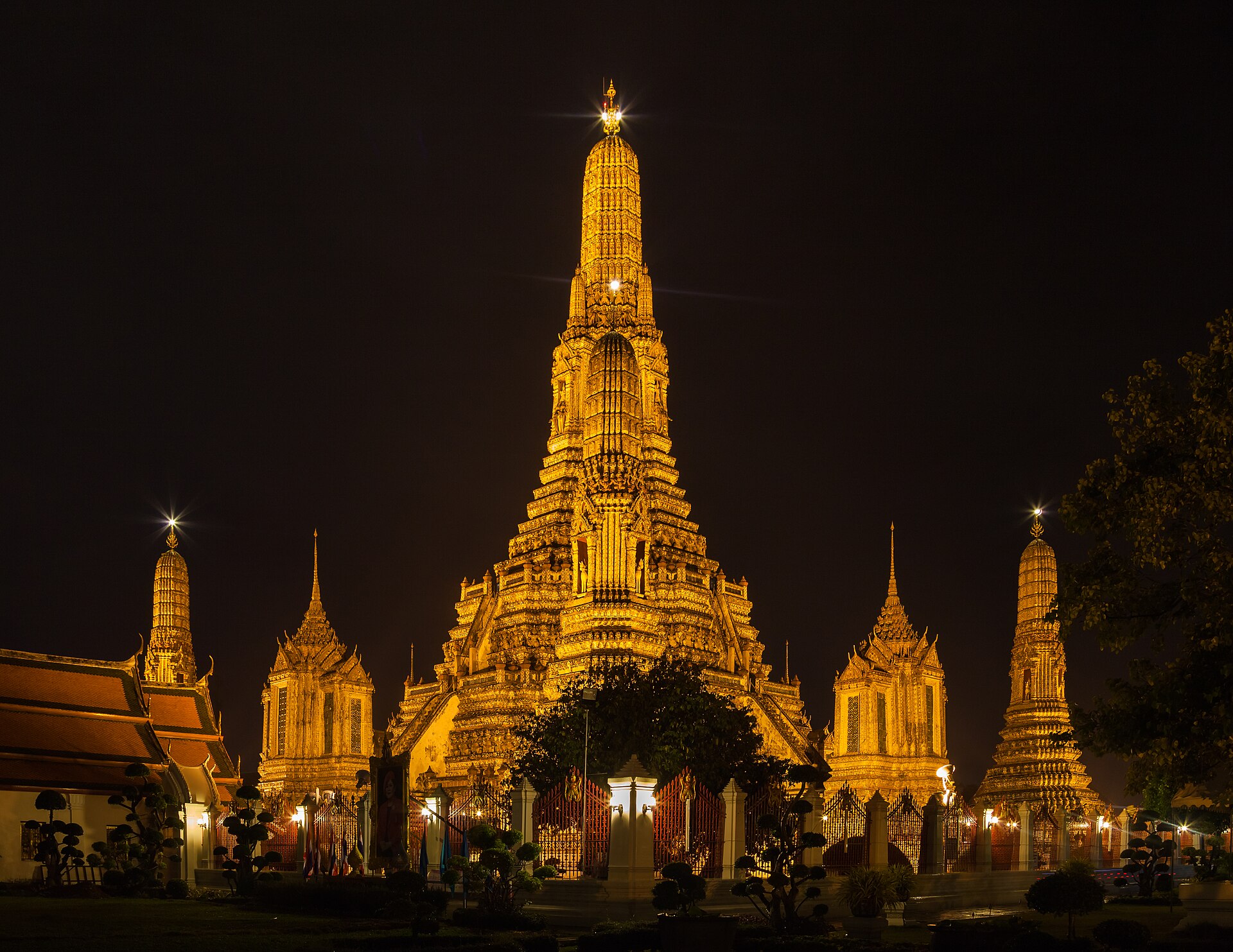 Pattaya to Bangkok, Wat Pho and Wat Arun