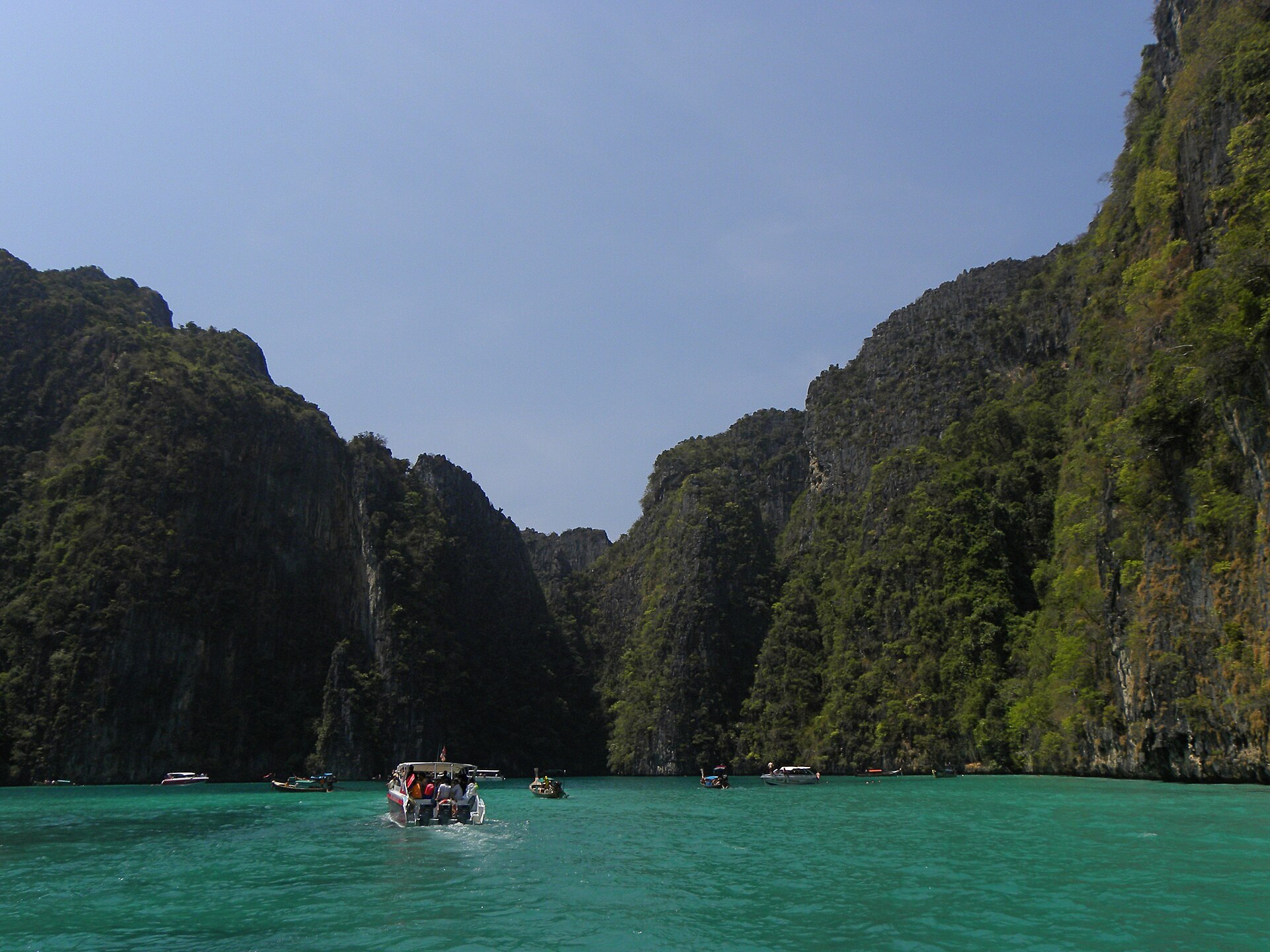 Phi Phi Islands by Speedboat