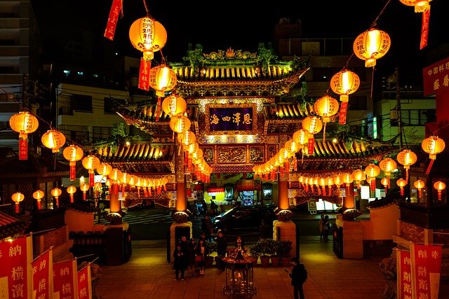 Experience the Allure of Orchard Road: A Must-Visit in Your Singapore Tour Package. The entrance of the Orchard road in singapore.