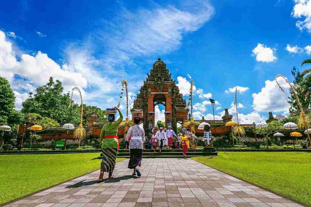 <a href="https://www.freepik.com/free-photo/balinese-people-traditional-clothes-religious-ceremony-pura-taman-ayun-temple-bali-indonesia_11306607.htm#fromView=search&page=1&position=1&uuid=abf08e84-fd80-4a74-8706-42d5e2f557cb">Image by tawatchai07 on Freepik</a>
Best insurance for Bali tour 2024