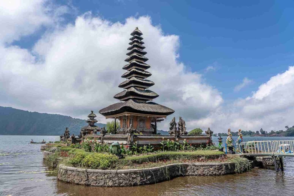 <a href="https://www.freepik.com/free-photo/pura-ulun-danu-bratan-temple-indonesia-with-white-clouds-background_10399455.htm#fromView=search&page=1&position=41&uuid=f228eb86-e863-4f66-917e-fe49a7f38869">Image by wirestock on Freepik</a>
Things to do on Bali Tour Package